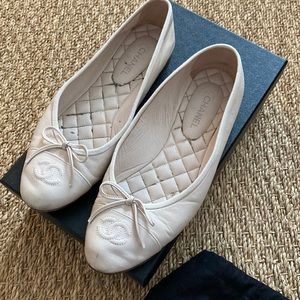 Chanel ballerina